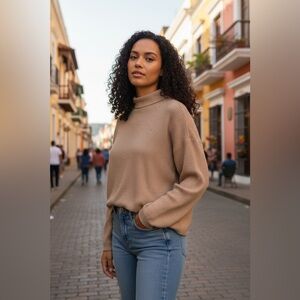 New turtleneck‎ light weight sweater.